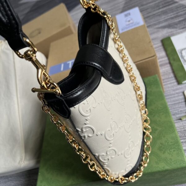 1:1 Replica Gucci Small GG Shoulder Bag White Debossed For Women 9.8in/25cm 675788 GG UD9AX 9099