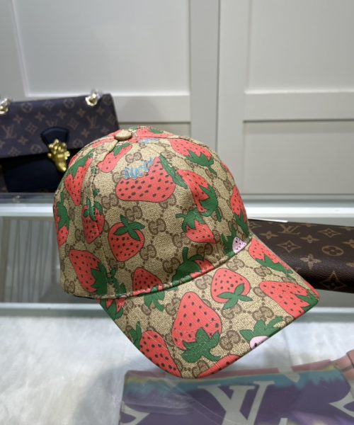 Gucci Strawberry Supreme Baseball Hat Beige GG Hat