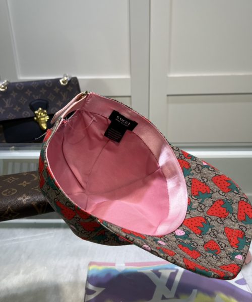 Gucci Strawberry Supreme Baseball Hat Grey GG Hat
