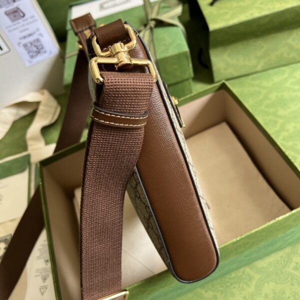 1:1 Replica Gucci Supreme Messenger Bag Beige And Ebony GG Supreme Canvas For Women 9.3in/23.5cm GG 681021 92THG 8563