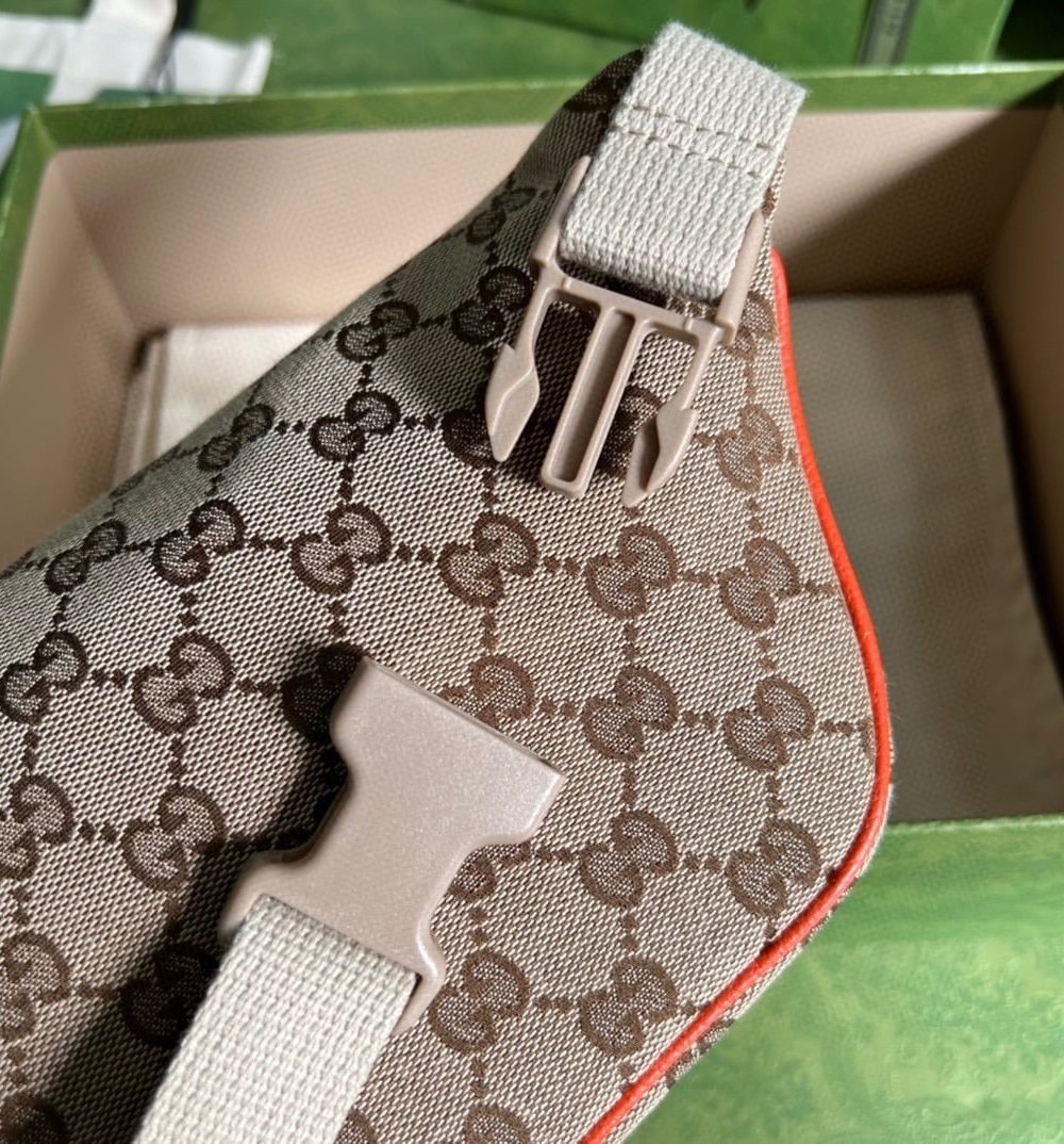 1:1 Replica Gucci The North Face x Gucci Belt Bag Beige And Ebony Original GG Canvas For Women 8.7in/22cm 650299 GY5UN 8895