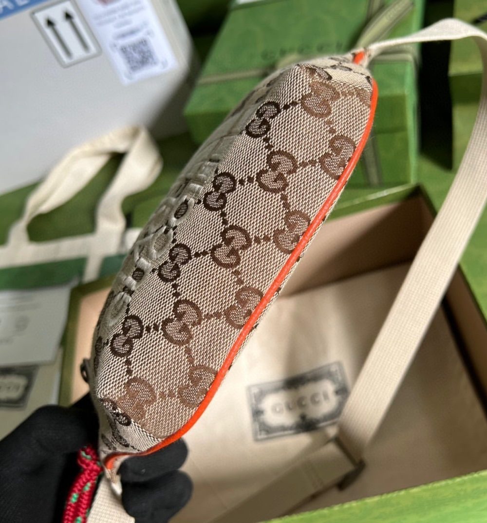 1:1 Replica Gucci The North Face x Gucci Belt Bag Beige And Ebony Original GG Canvas For Women 8.7in/22cm 650299 GY5UN 8895