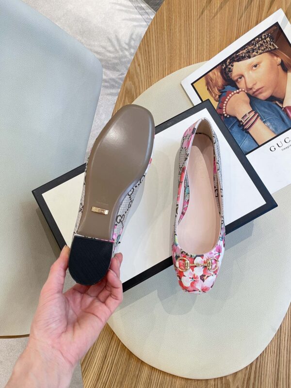 Gucci Women's Flower Ballet Flat With Horsebit Grey For Women GG
