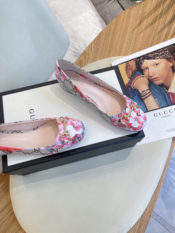 Gucci Women's Flower Ballet Flat With Horsebit Grey For Women GG