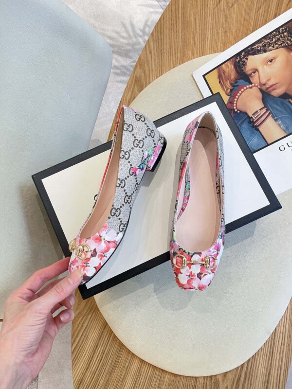 Gucci Women's Flower Ballet Flat With Horsebit Grey For Women GG