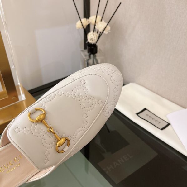 Gucci Women's GG Matelasse Princetown Slipper White For Women GG 699901 BKO60 9124