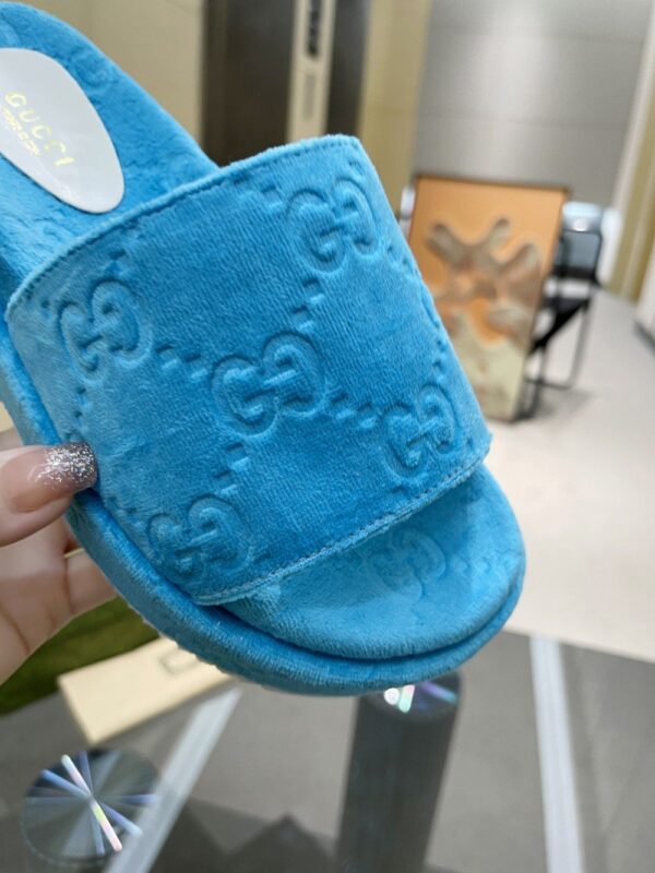 Gucci Women's GG Platform Sandal Blue For Women GG