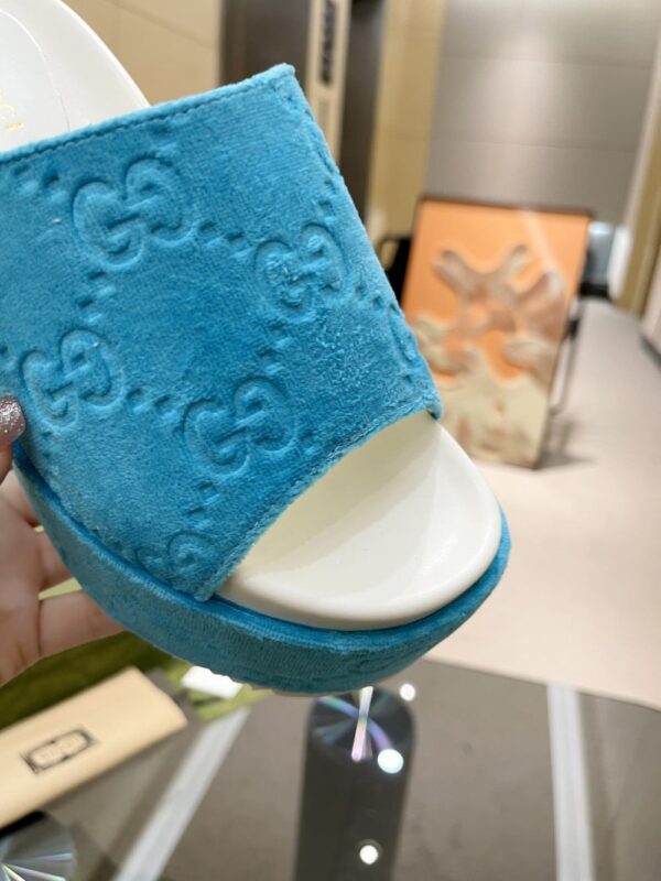 Gucci Women's GG Platform Sandal Light Blue For Women GG