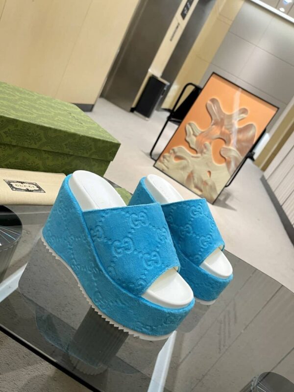 Gucci Women's GG Platform Sandal Light Blue For Women GG