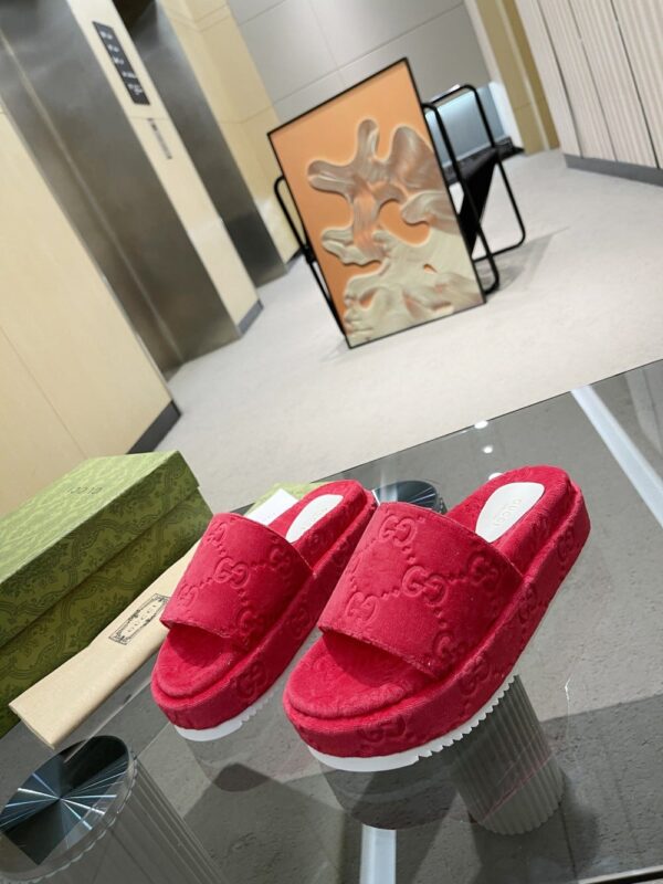 Gucci Women's GG Platform Sandal Red For Women GG