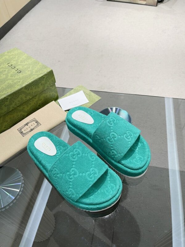 Gucci Women's GG Platform Sandal Turquoise For Women GG