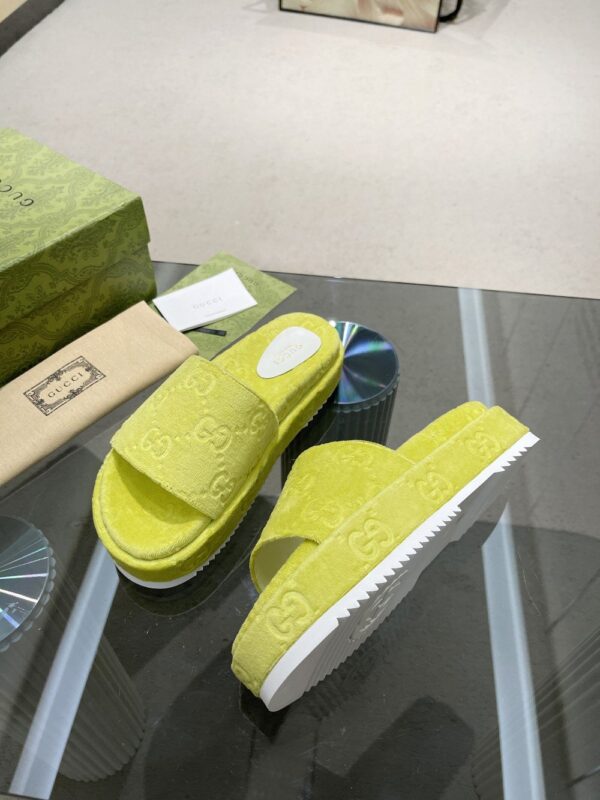 Gucci Women's GG Platform Sandal Yellow For Women GG