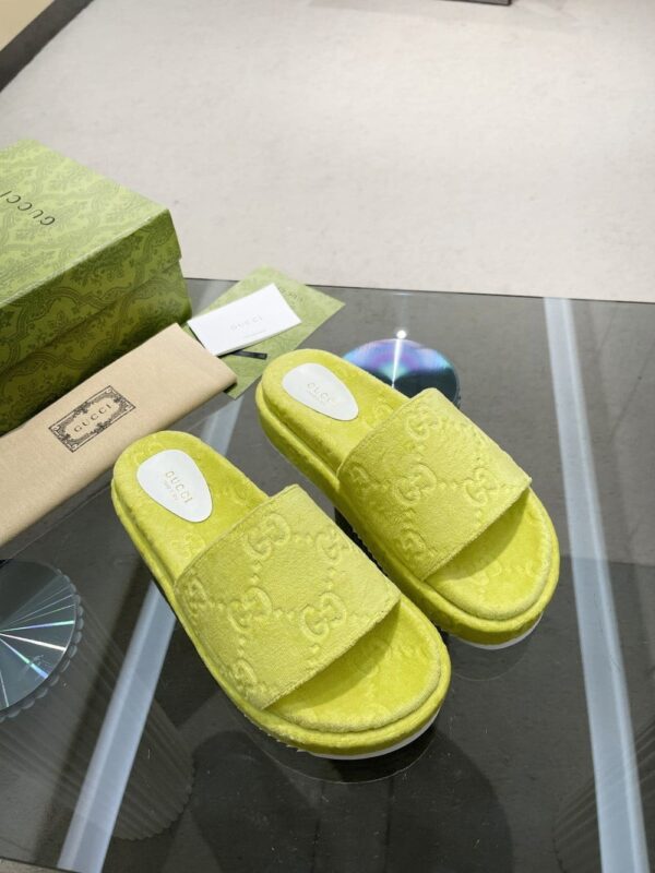 Gucci Women's GG Platform Sandal Yellow For Women GG