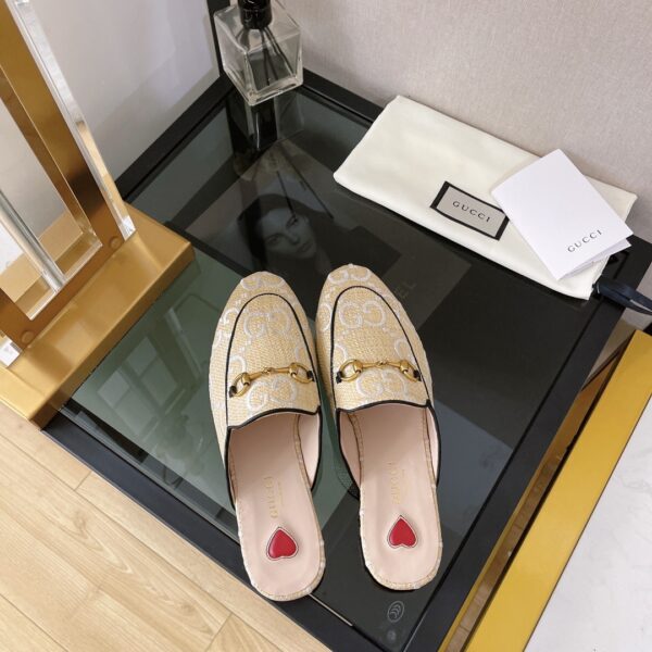 Gucci Women's GG Princetown Slipper Beige For Women GG ‎475094 UWB50 9676