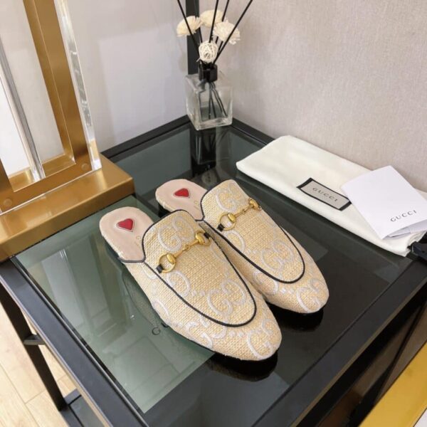 Gucci Women's GG Princetown Slipper Beige For Women GG ‎475094 UWB50 9676
