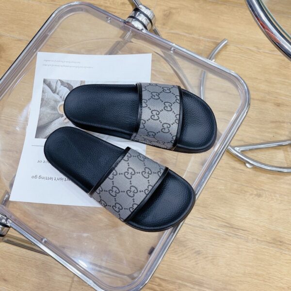 Gucci Women's GG Slide Sandal Black And Gray For Women 407345