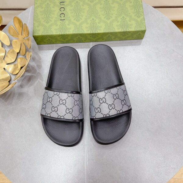 Gucci Women's GG Slide Sandal Black And Gray For Women 407345