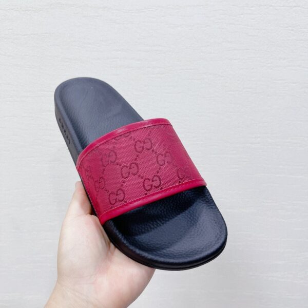 Gucci Women's GG Slide Sandal Red For Women 407345