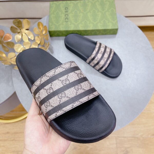 Gucci Women's GG Slide Sandal Stripes Black For Women 407345