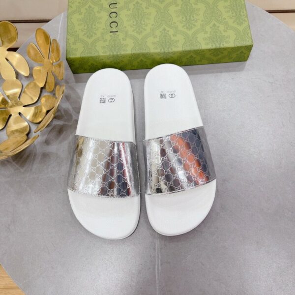 Gucci Women's GG Slide Sandal White Silver For Women 407345