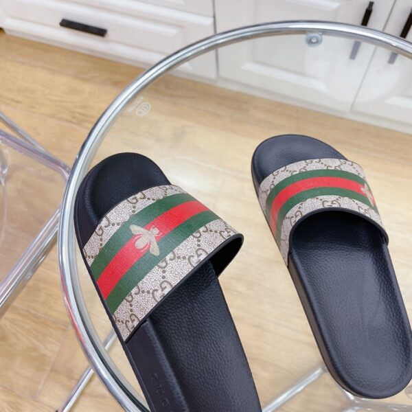 Gucci Women's GG Slide Sandal With Bee Web Black For Women 407345