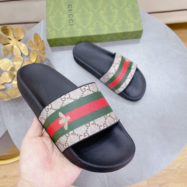 Gucci Women's GG Slide Sandal With Bee Web Black For Women 407345
