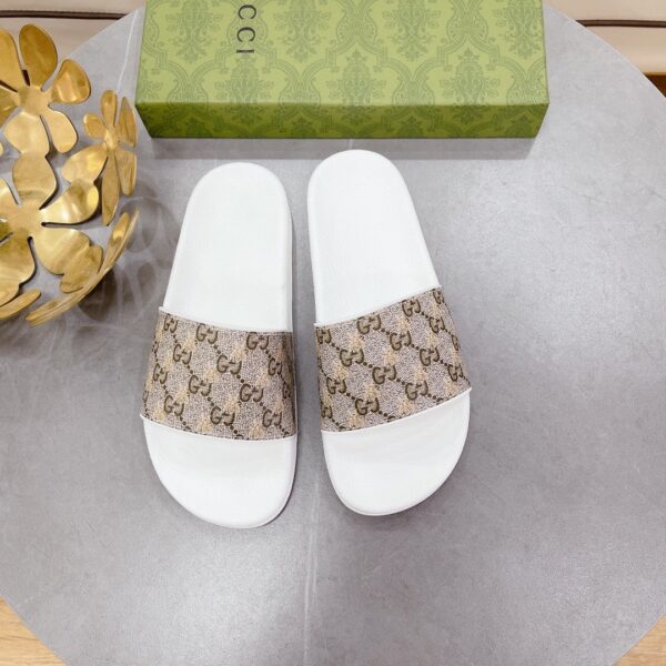 Gucci Women's GG Slide Sandal With Bees White And Brown For Women 407345