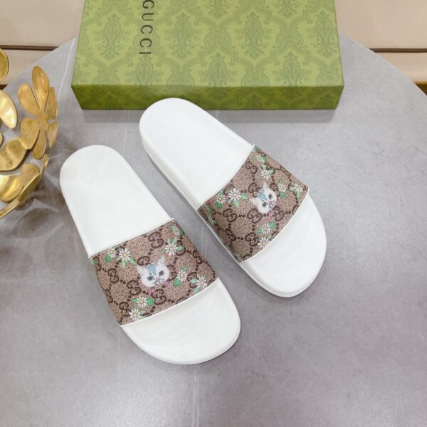 Gucci Women's GG Slide Sandal With Cat White And Brown For Women 407345