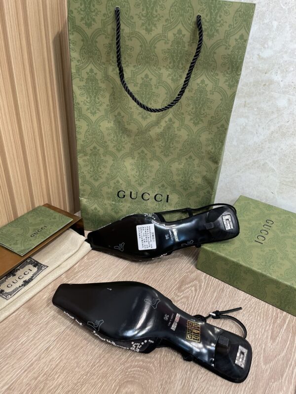 Gucci Women's GG Slingback Pump Fabric For Women GG