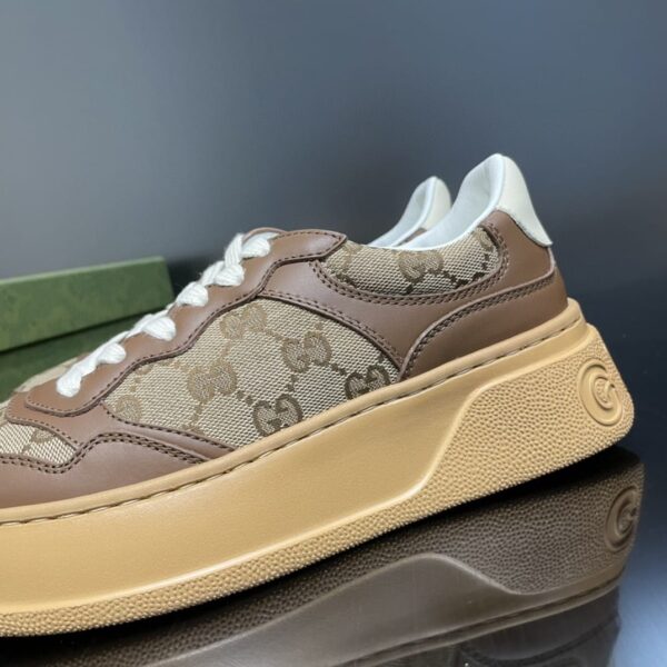 Gucci Women's GG Sneaker Brown And Beige For Women 676092 UPG20 2866