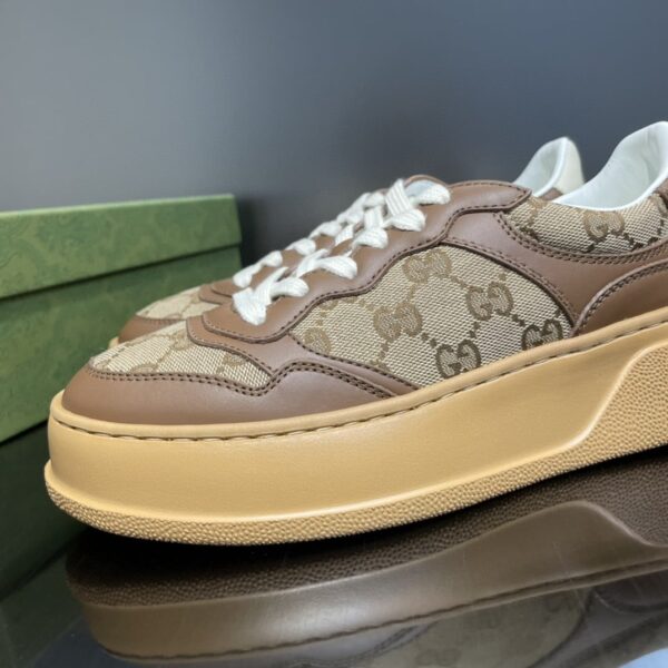 Gucci Women's GG Sneaker Brown And Beige For Women 676092 UPG20 2866