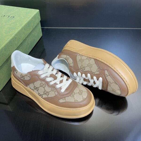 Gucci Women's GG Sneaker Brown And Beige For Women 676092 UPG20 2866