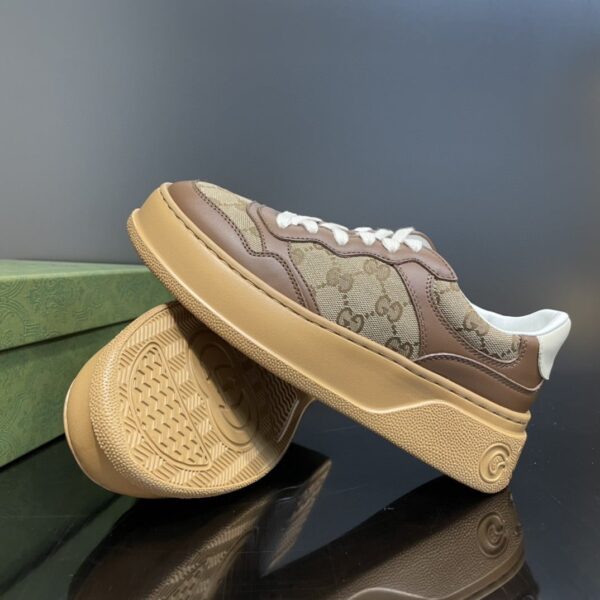 Gucci Women's GG Sneaker Brown And Beige For Women 676092 UPG20 2866