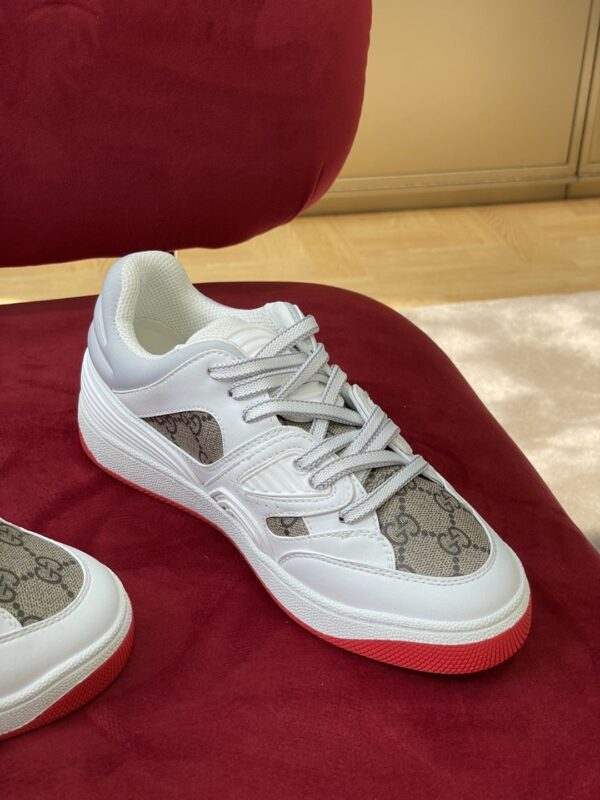 Gucci Women's GG Sneaker Gucci Basket Donna White Demetra For Women ‎700291