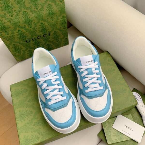 Gucci Women's GG Sneaker Light Blue Supreme For Women ‎700775