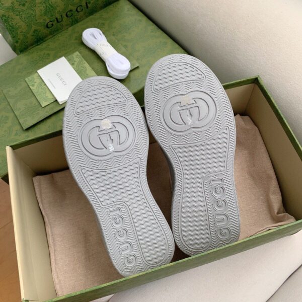 Gucci Women's GG Sneaker White And Beige Supreme For Women ‎700775 UPG90 9595