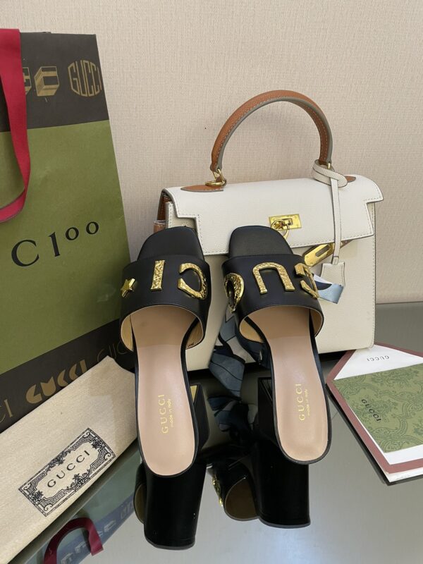 Gucci Women's 'Gucci' Slide Sandal Black For Women GG