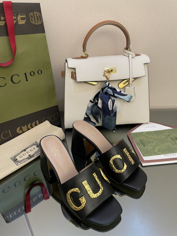 Gucci Women's 'Gucci' Slide Sandal Black For Women GG