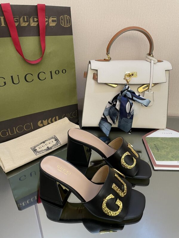 Gucci Women's 'Gucci' Slide Sandal Black For Women GG