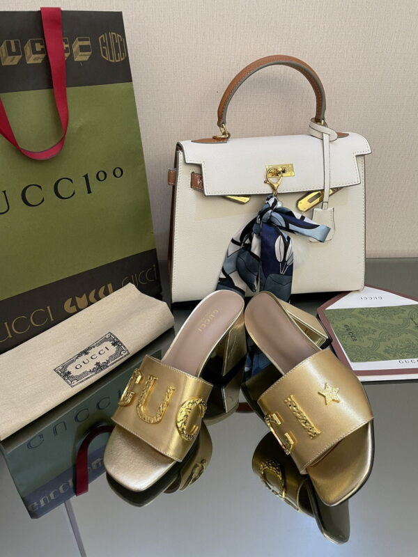 Gucci Women's 'Gucci' Slide Sandal Gold For Women GG