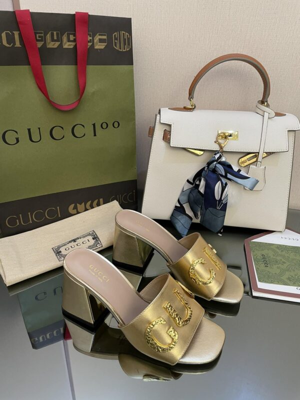 Gucci Women's 'Gucci' Slide Sandal Gold For Women GG