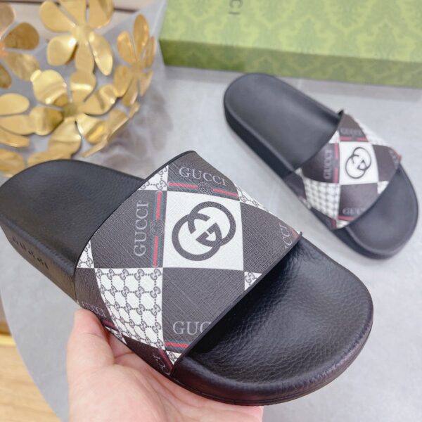 Gucci Women's Logo GG Supreme Slides With Web Black For Women 408508