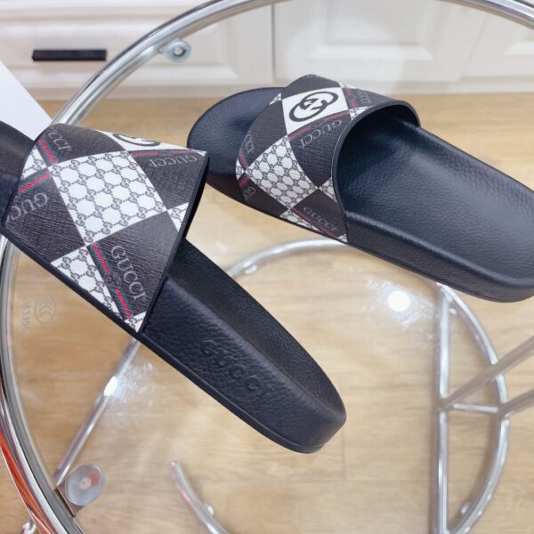 Gucci Women's Logo GG Supreme Slides With Web Black For Women 408508