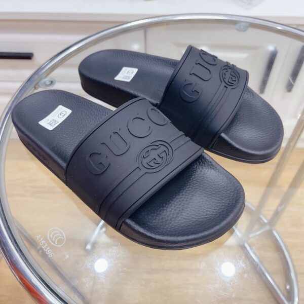 Gucci Women's Logo Rubber Slide Black For Women 522887 JCZ00 1031