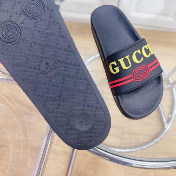 Gucci Women's Logo Rubber Slide Black Red And Yellow For Women 522887