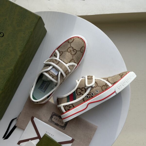 Gucci Women's Maxi GG Tennis 1977 Sneaker Brown For Women ‎692918 UKO70 2584