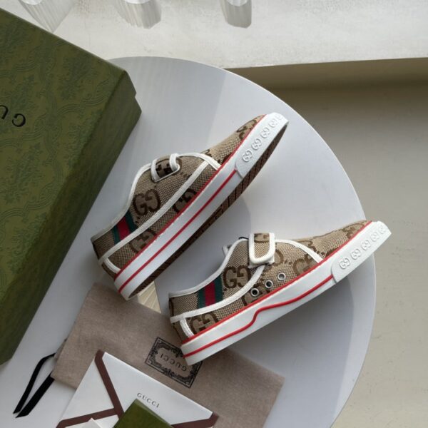 Gucci Women's Maxi GG Tennis 1977 Sneaker Brown For Women ‎692918 UKO70 2584