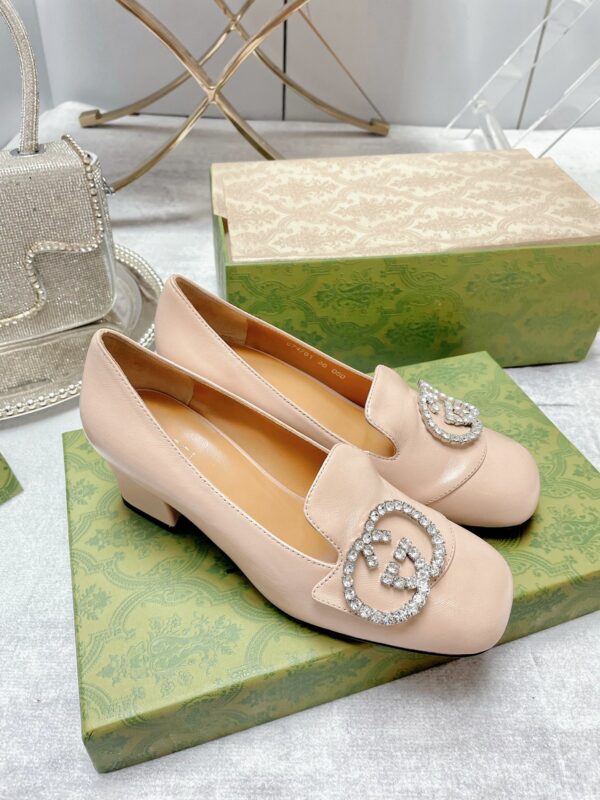 Gucci Women's Mid-Heel Pump With GG Logo Beige For Women GG