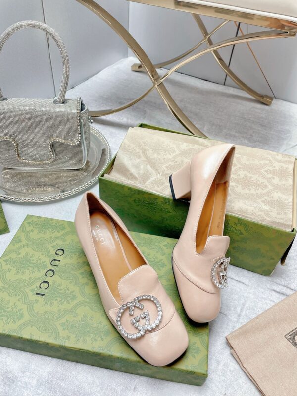 Gucci Women's Mid-Heel Pump With GG Logo Beige For Women GG