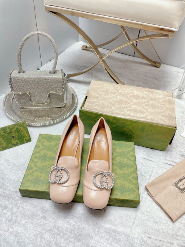Gucci Women's Mid-Heel Pump With GG Logo Beige For Women GG
